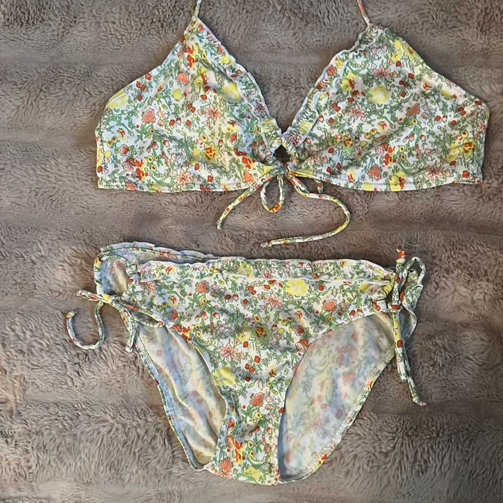 On Shore floral bikini